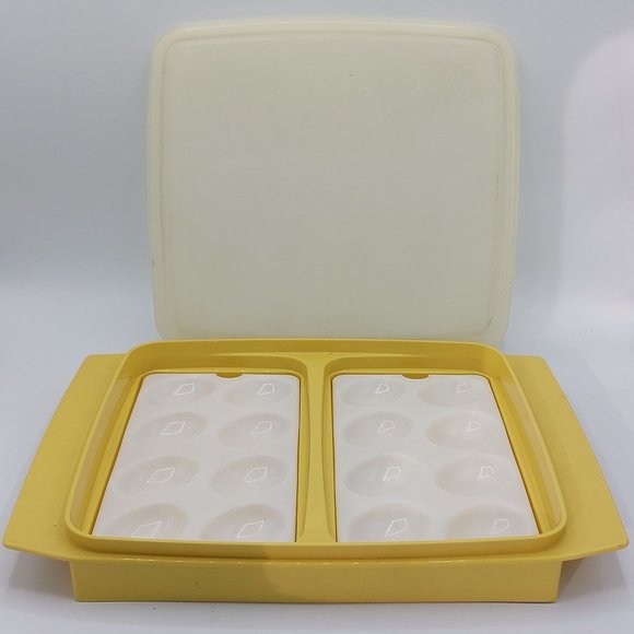 Vintage Tupperware 723 Harvest Gold 16 Deviled Egg Keeper Carrier 2 Tray & Lid - Picture 1 of 10